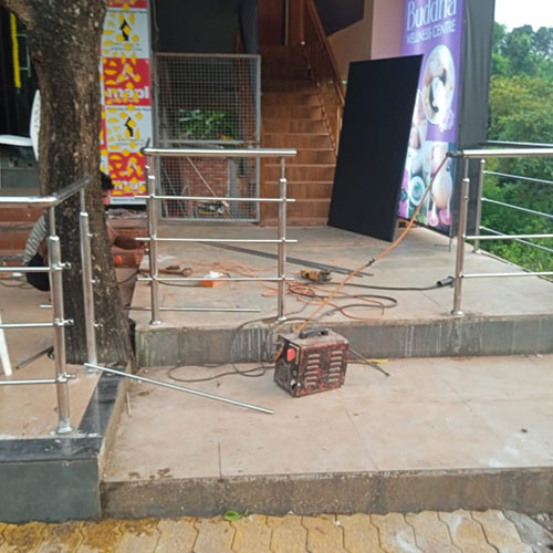 Paji Fabricator And Interior Designer